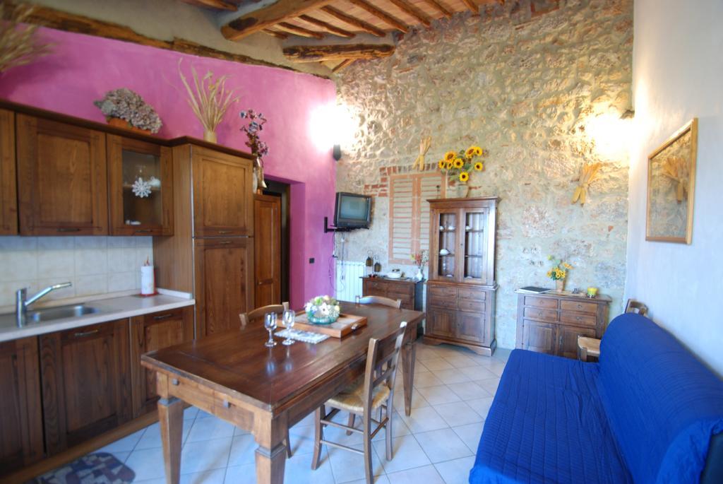 Agriturismo Arnano Sovicille Pokój zdjęcie